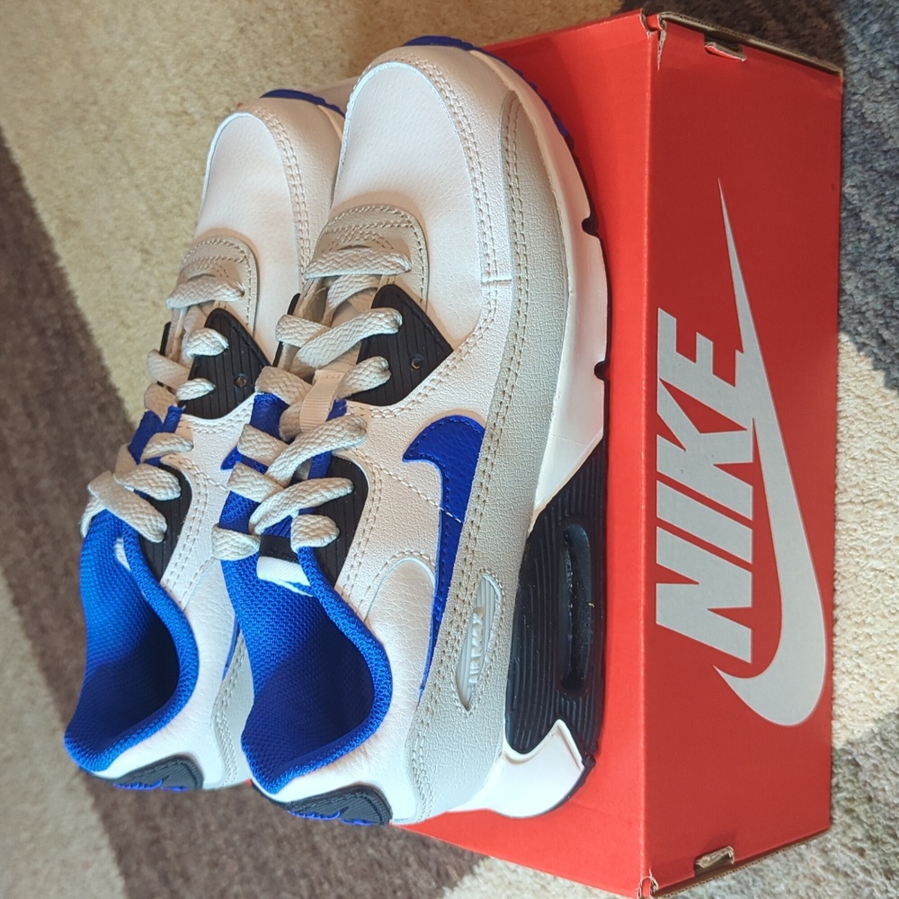 Nike Air Max 90 LTR Size 3Y